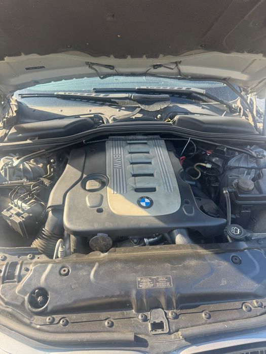 BMW 5 Series 2004 — imagine 4