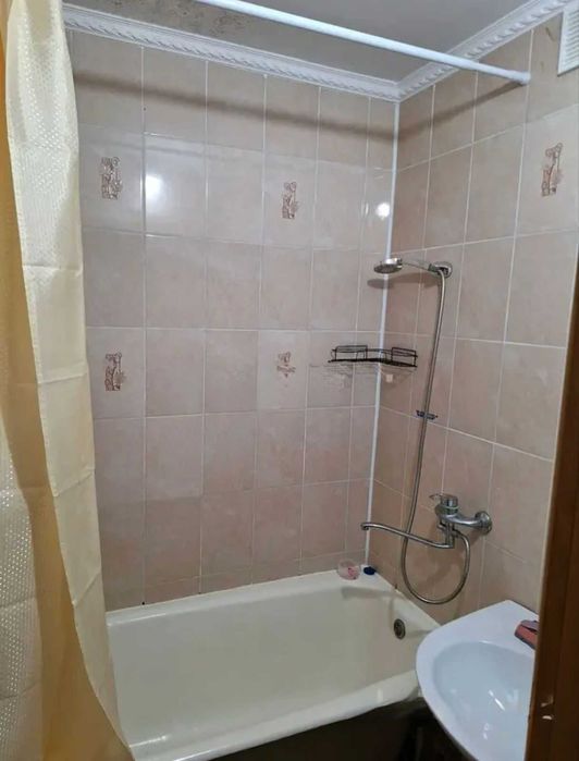 продам 3х комн 8мкр