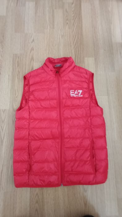 Vesta Emporio Armani originala roșie