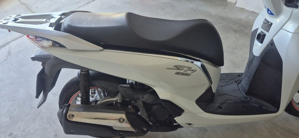 ХОНДА Sh 300 Honda Sh 300