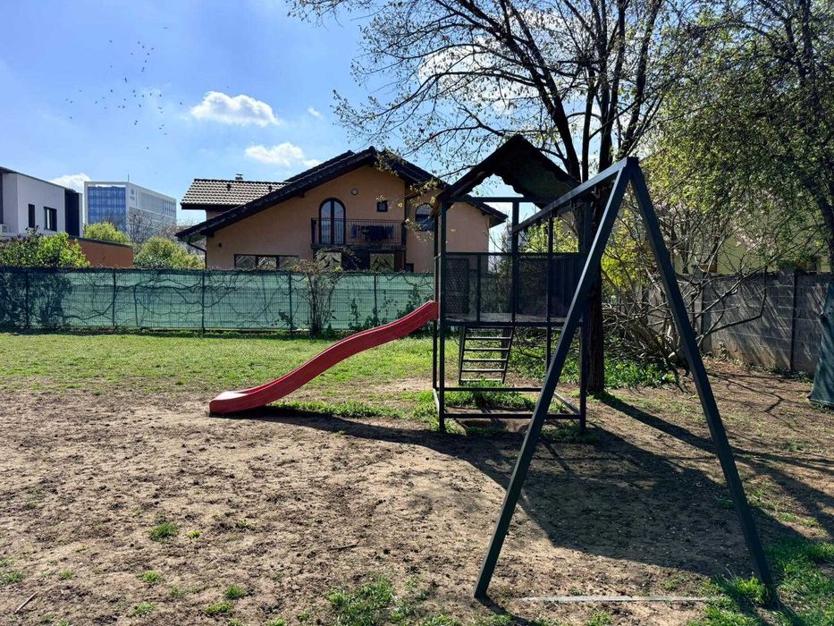 Loc de joaca pentru copii