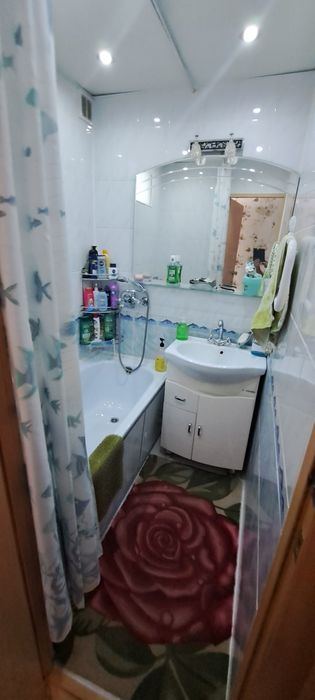 Продам 2 комнатную квартиру