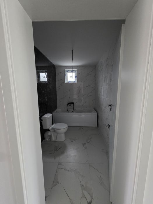 Proprietar vând casa la cheie  in Nojorid