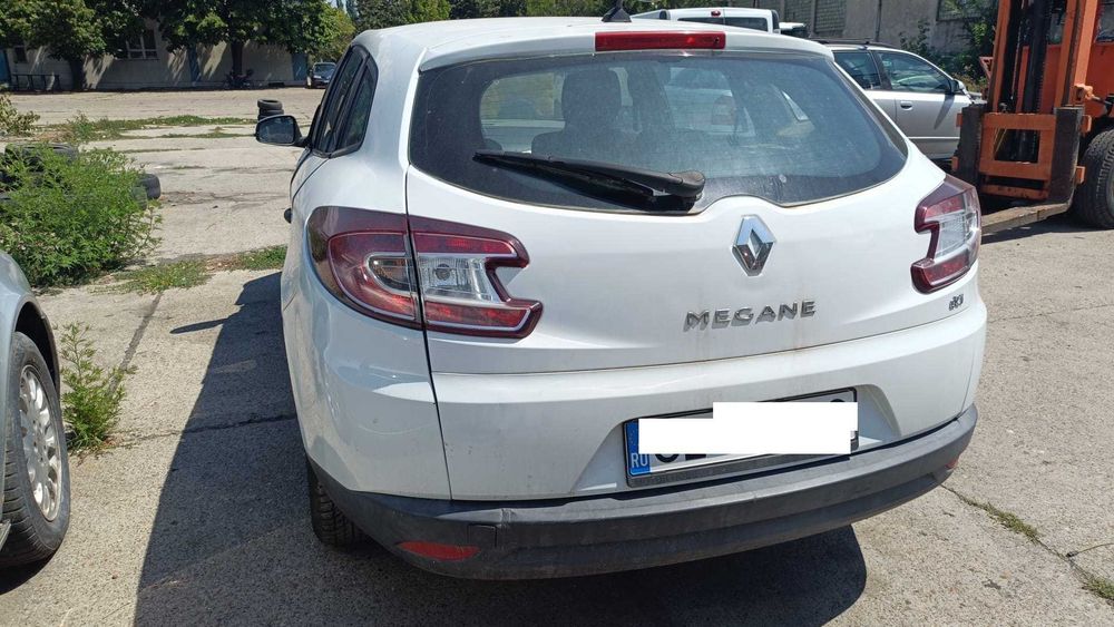 Dezmembrez RENAULT MEGANE 3 2011 1.5 DCI 110 CP