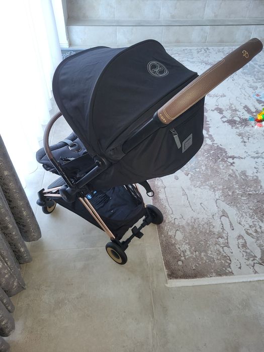 Vând cărucior Cybex Coya