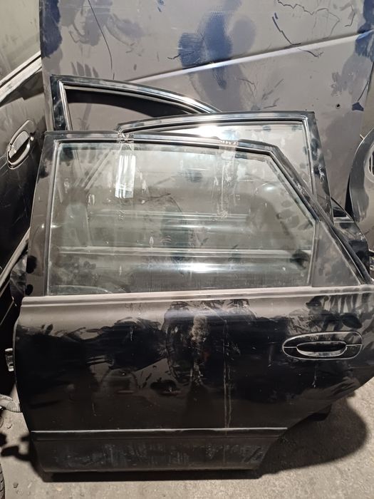 Двери мазда кронос