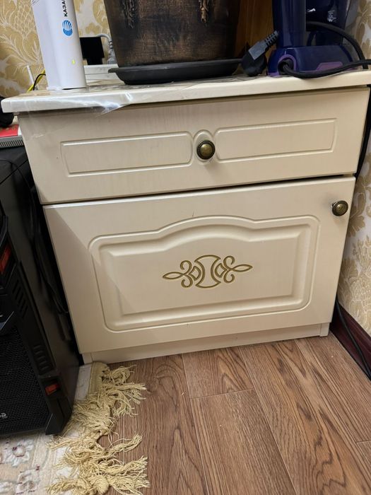 Гарнитур для спальня и шкаф-купе