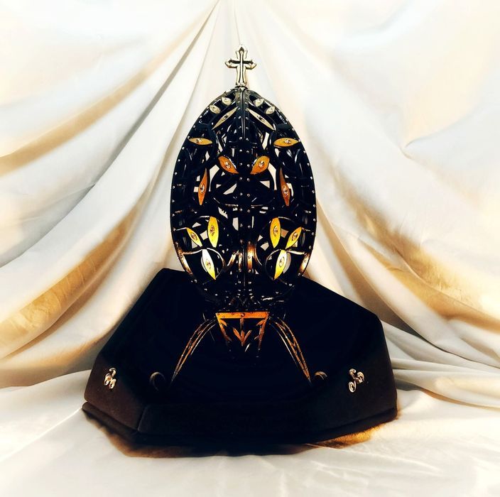 Авторско Яйце на Фаберже "Възкресение"