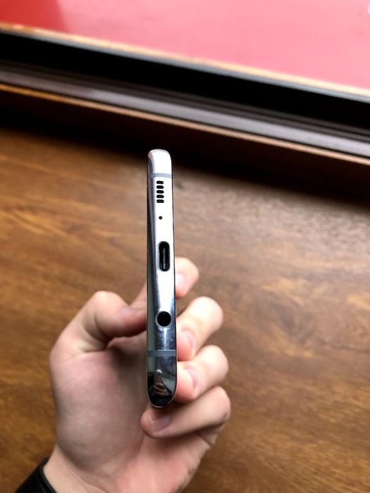 Samsung S10 5g 256GB Ideal sotladi