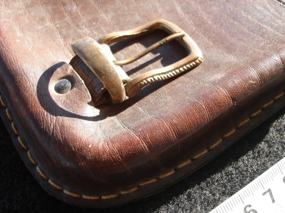 Кожена чантичка за колан за смартфон