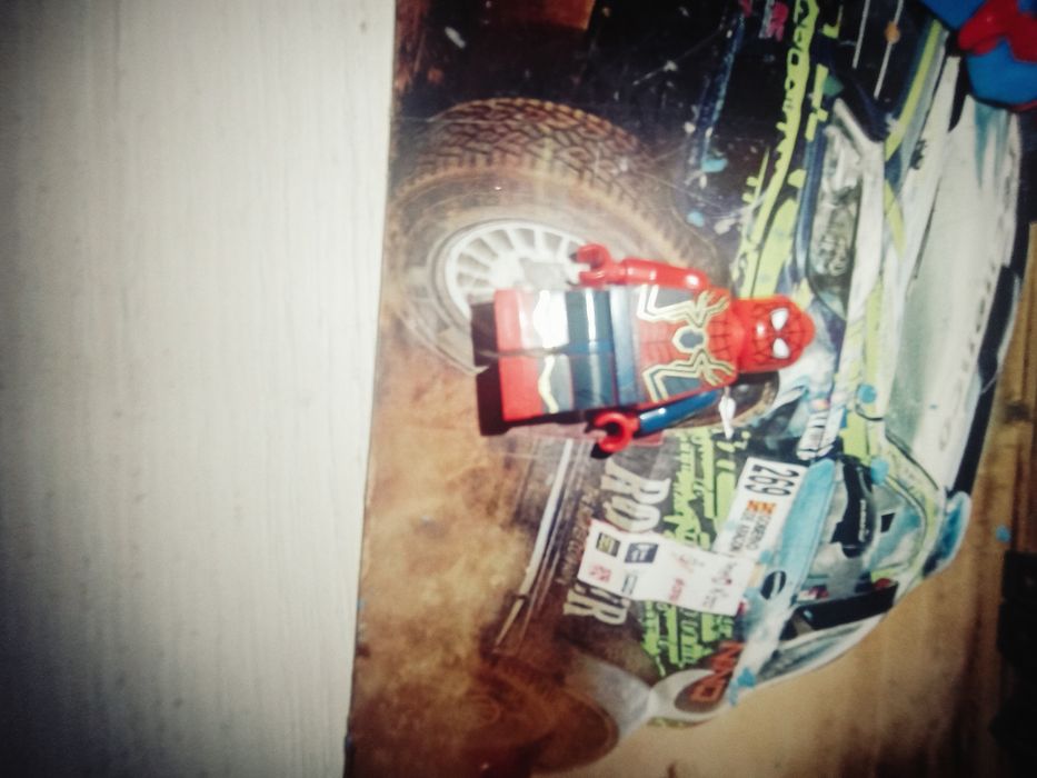 Продаю лего человека паука