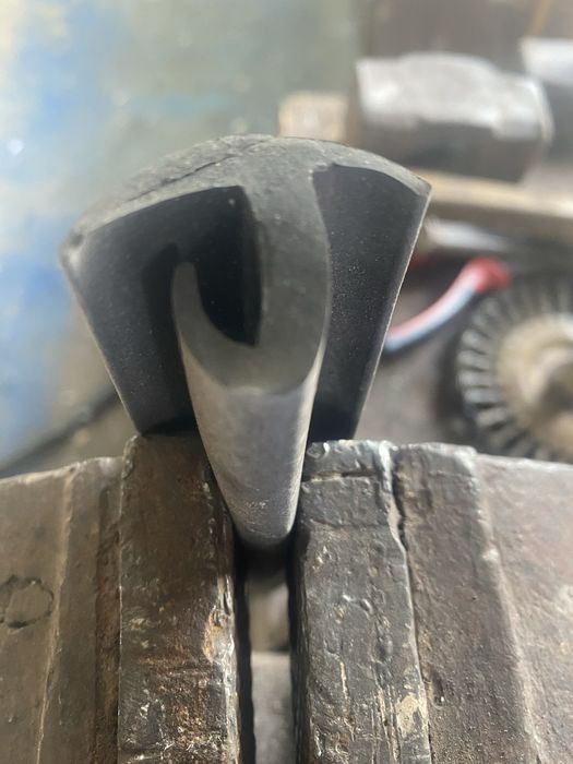 Уплотнитель на двери