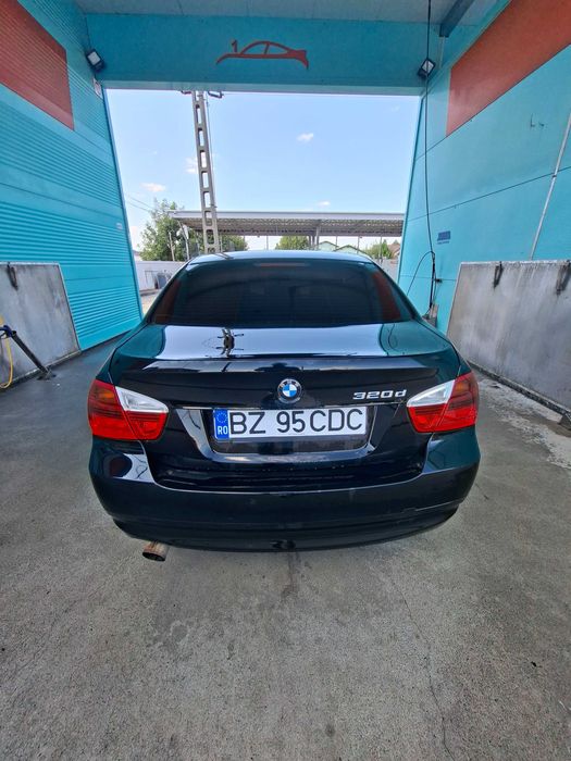 Vând BMW e90 2.0 163cp