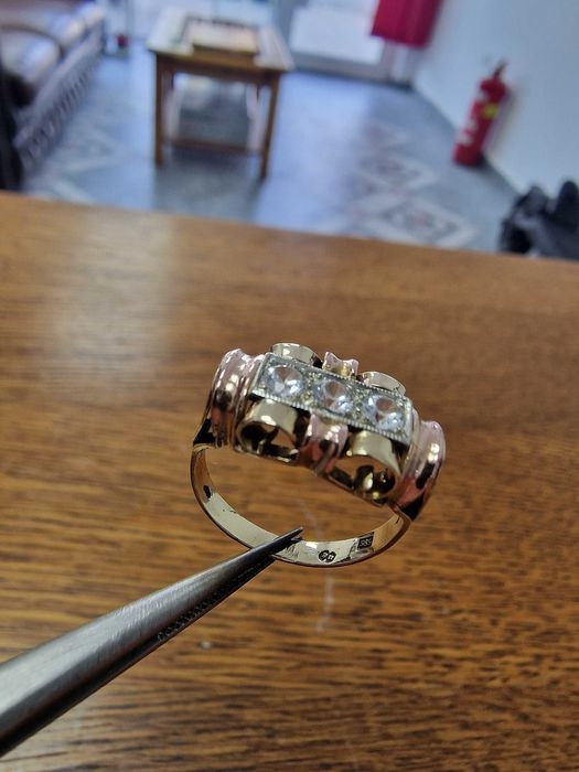 Дамски Златен Пръстен - Заложна къща Галерия 65