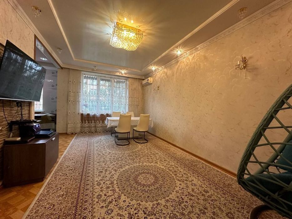 сдается квартира 3 комнатная  110 школа Габус 120кв