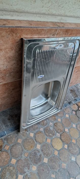 Мойка кухонная из нержавейки