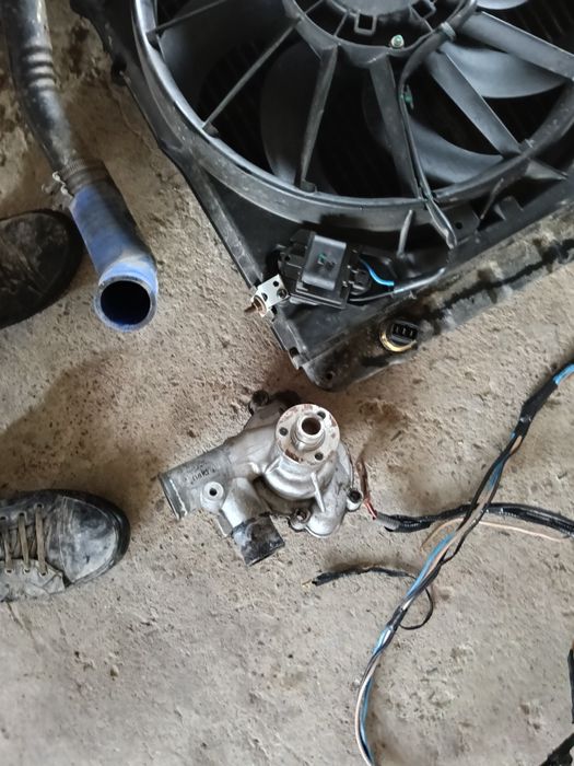 Продам электро вентилятор на газель