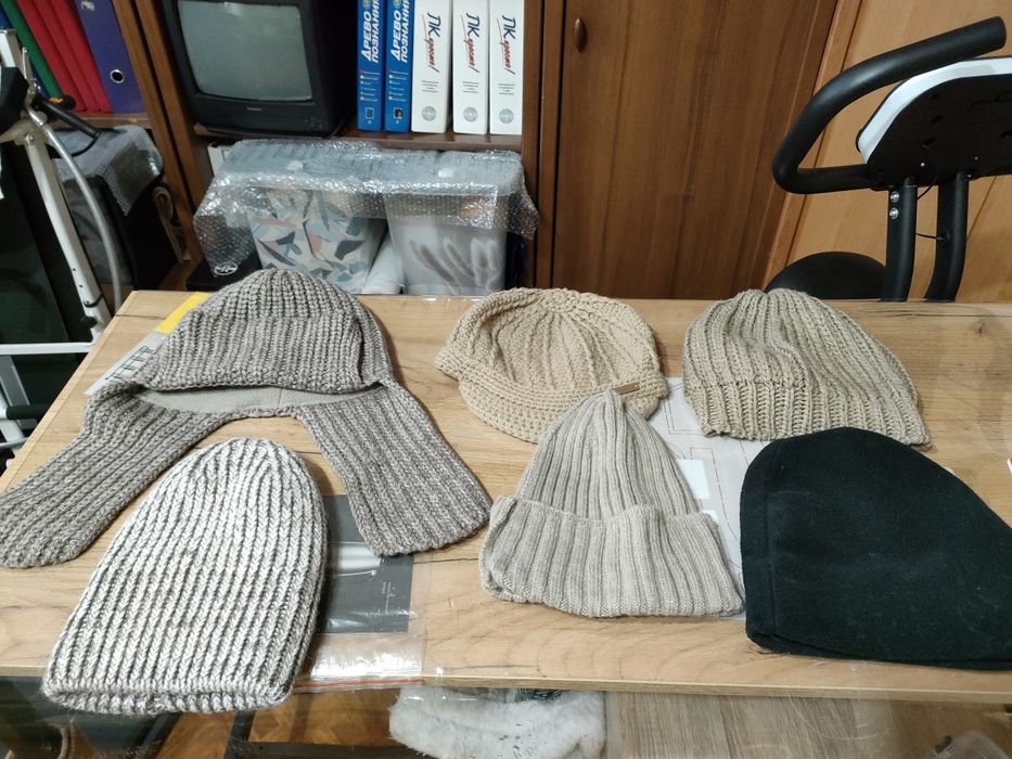 Подам, шапки зимние