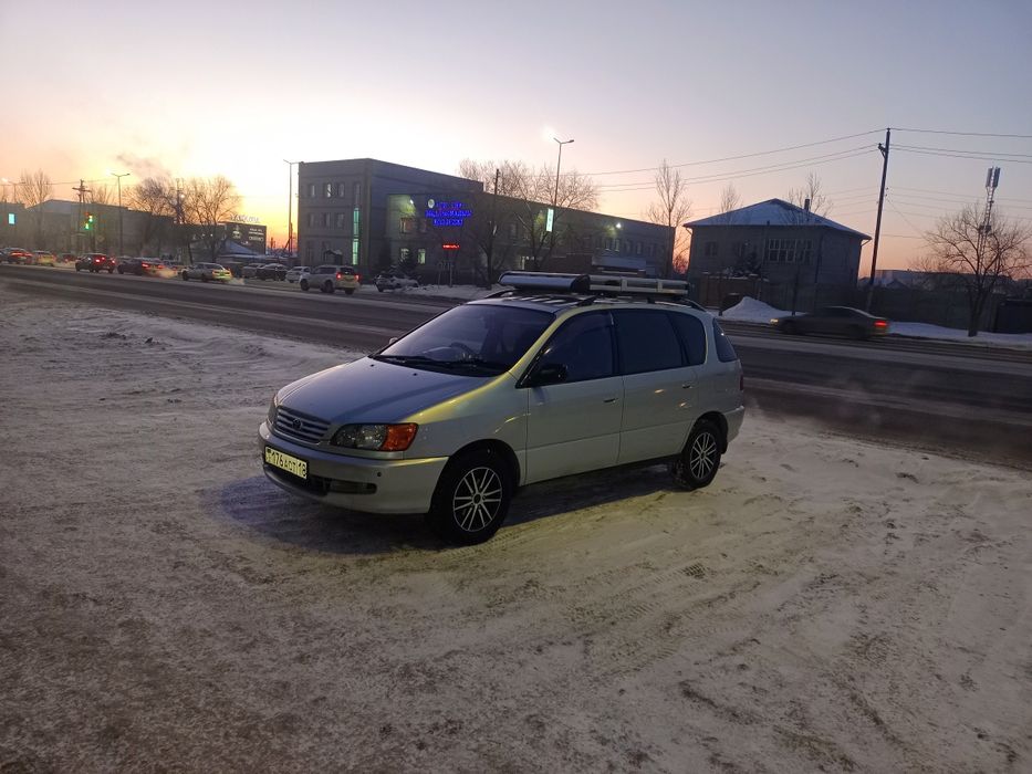 Продам Тойота Ипсум