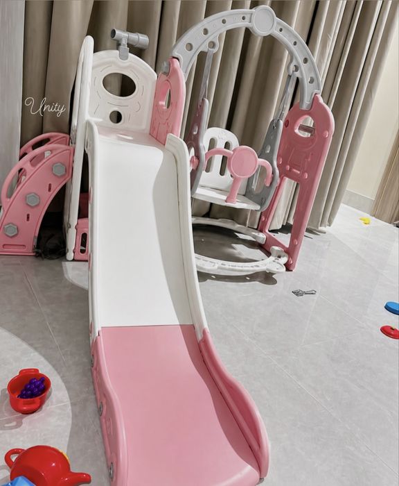 Детска пързалка с люлка 4 в 1 – за дома и двора, стабилна и безопасна конструкция