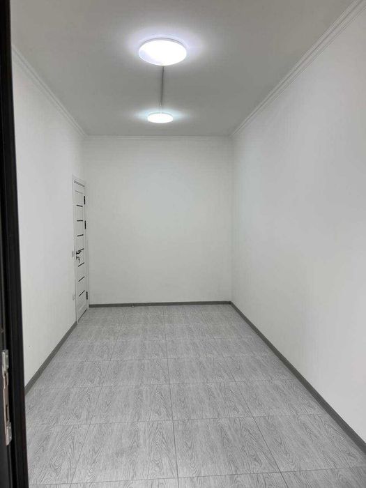 Продаю Офис 1 Линия 50м2 Мирзо Улугбек ор-р ЭКО Базар, Локомотив парк