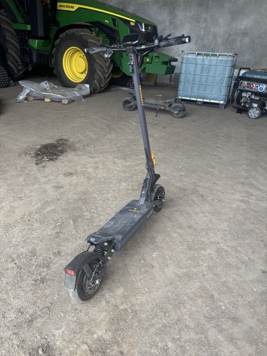 Trotineta electrica Ausom gousul 2 45kmh doar 10km facuti!