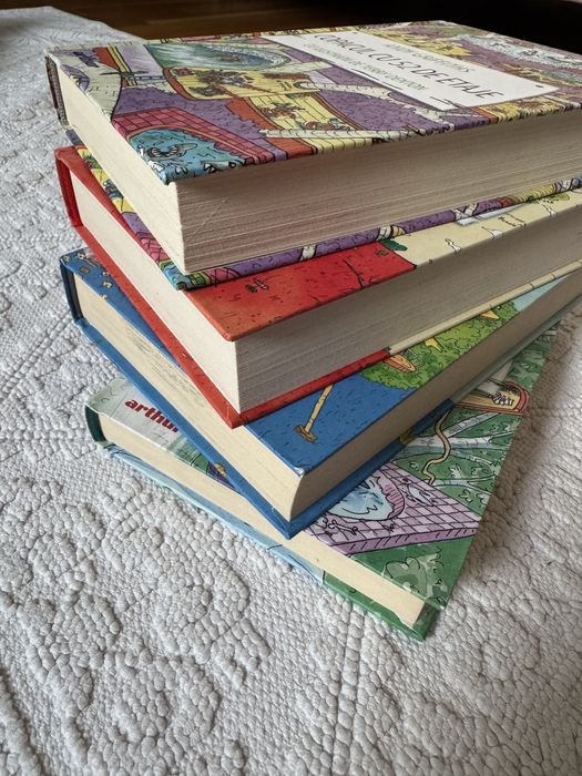 Serie 4 volume Copacu cu 13 etaje