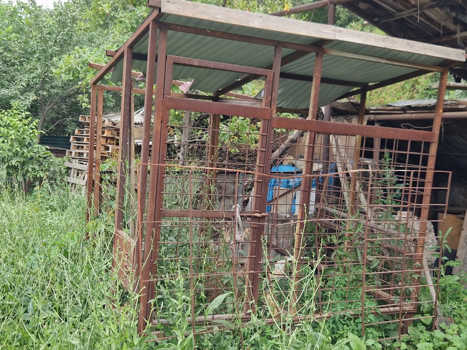 Продам вольер большой