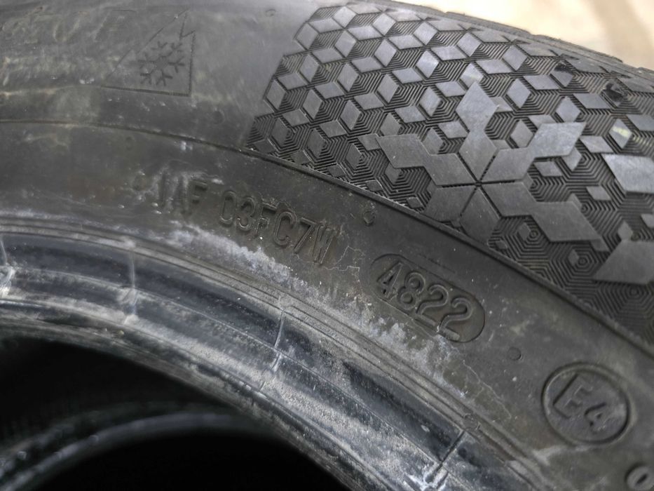 2бр Като нови зимни гуми 225 55 16 - Continental