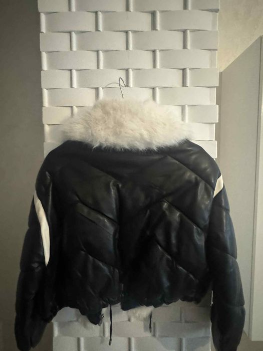 Кожено бомбер яке