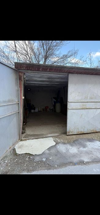 Продава се Гараж / Паркомясто в Казанлък - 20 кв.м за 39 €/кв.м - Снимка #1