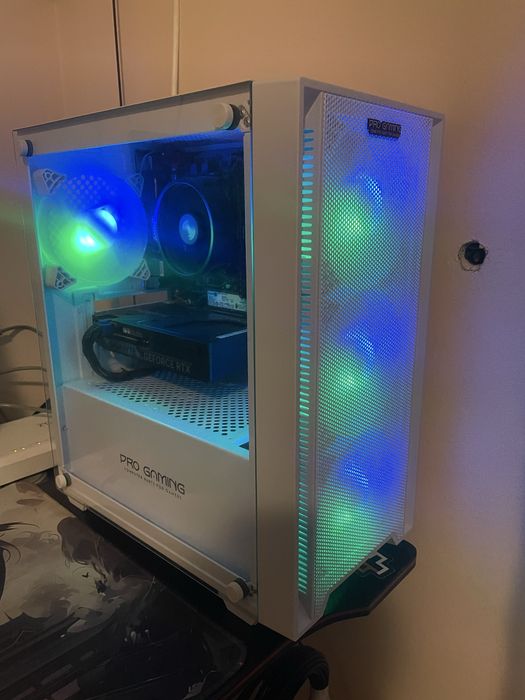 Pc de gaming in stare excelenta fara niciun defect