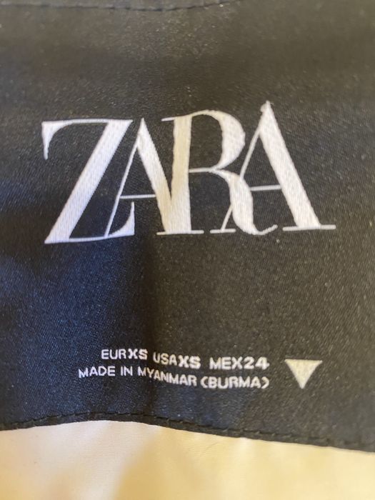 Дамско зимно яке ZARA