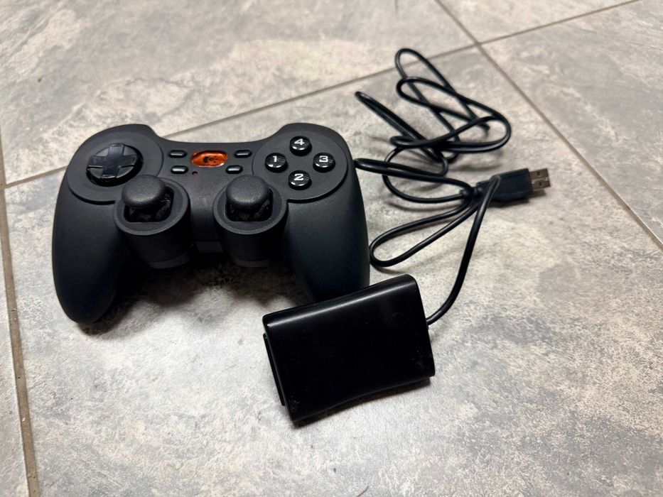 Джойстик Logitech Cordless Rumblepad 2 PC Controller