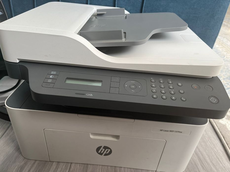 Продам принтер hp