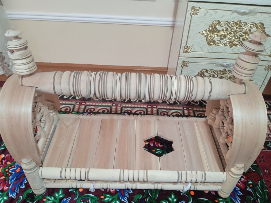 Gavora.  Nav. Beshik yangi sotiladi