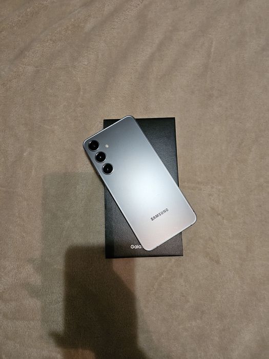 Samsung Galaxy S 24+