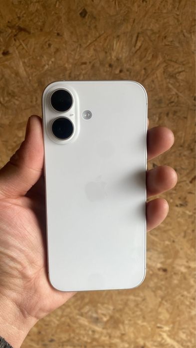 Iphone 17 с коробкой