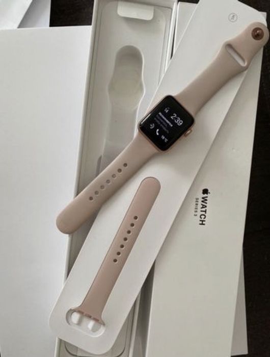 Продам часы Apple watch