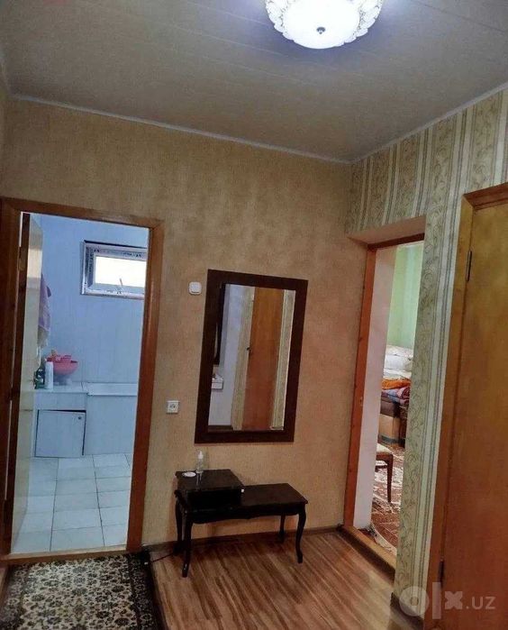 Продаю квартиру.Юнусабад 18 Шабода кафе бывший  Саратон 3/4/4 77 СЕРИЯ