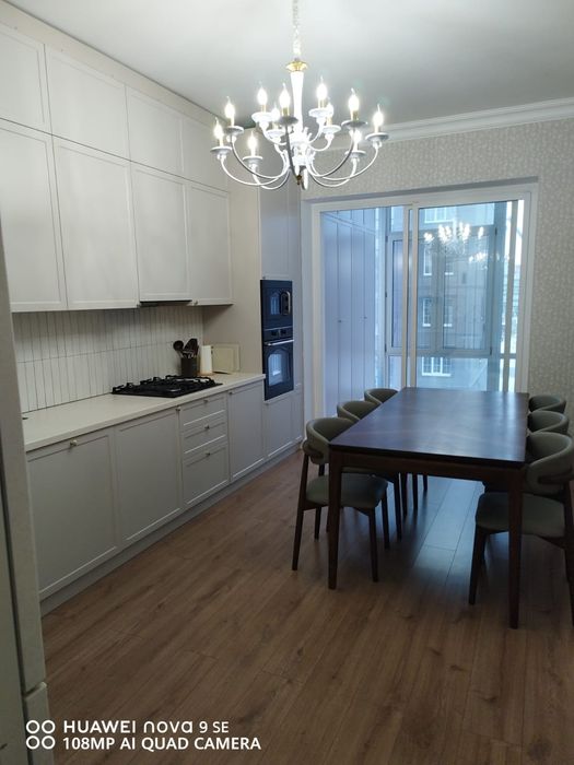 Продам 4-х комнатную квартиру