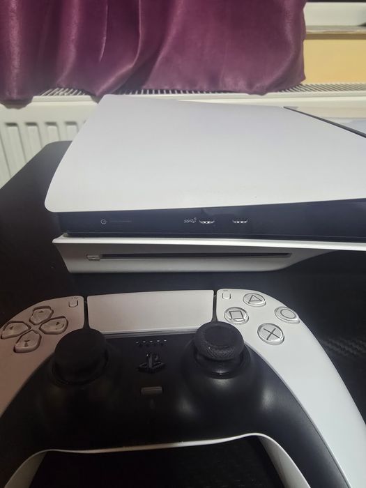 Playstation 5 slim 1TB