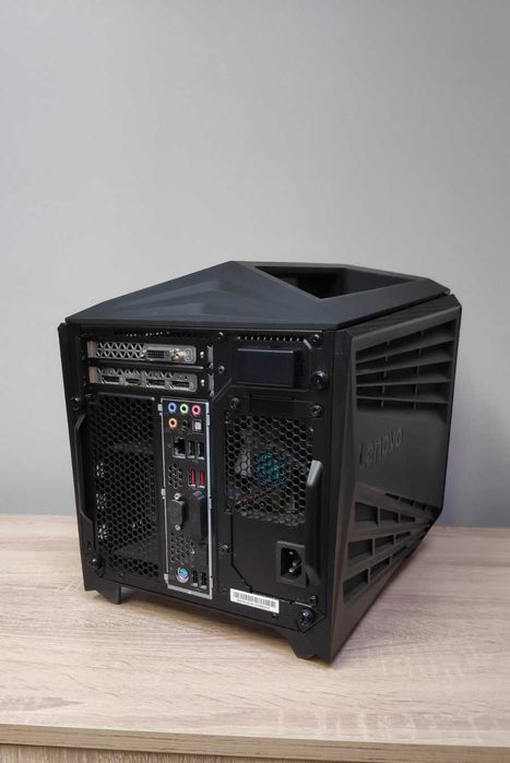 Геймърски компютър Lenovo Y710 + Win 11 Pro