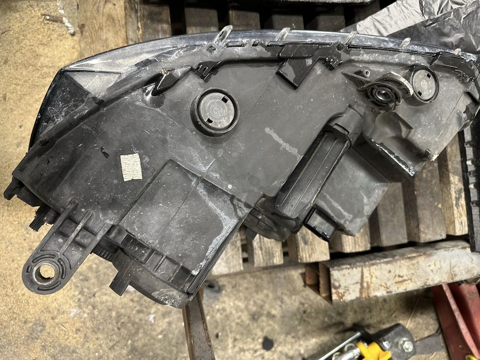 десен фар пасат б7 passat b7 2012г отличен оригинален