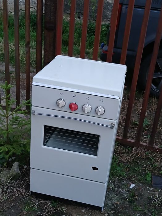 Aragaz pe butelie și oriunde mare pe curent