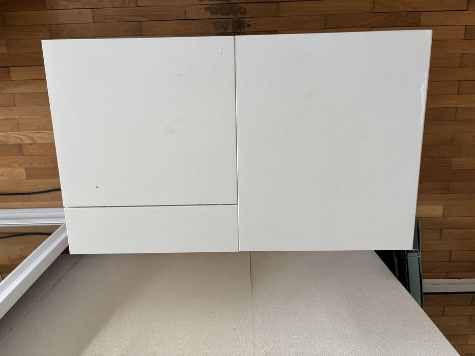 Бяла тоалетка IKEA