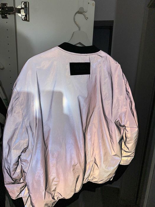 geaca reflectorizanta nasa x pull bear