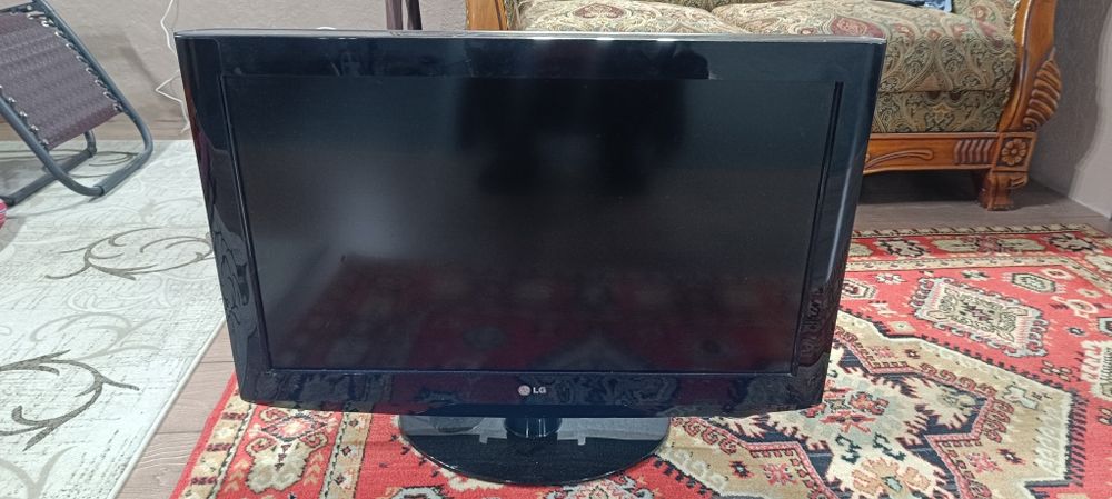 Телевизор  lg оригинал