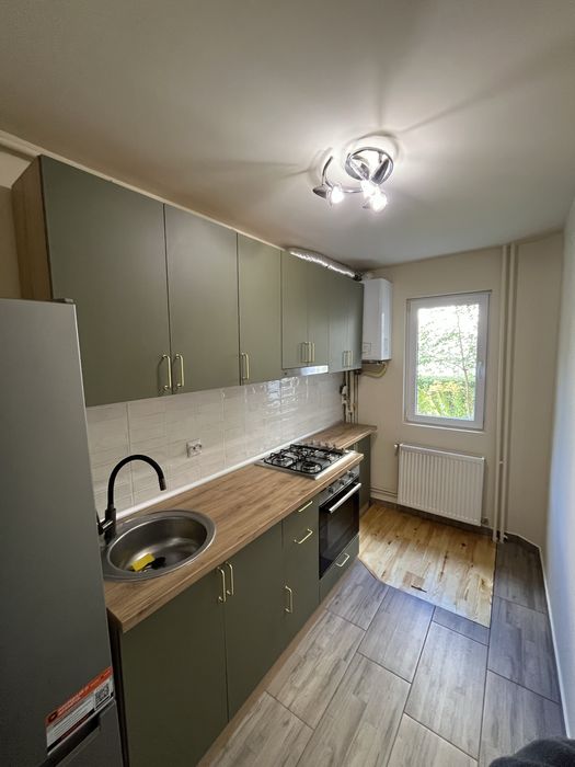 Chirie apartament 2 camere decomandat, zona Grivitei
