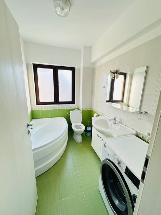 Apartament cu 3 camere, cu centrala termica, loc de parcare inclus in pret, 2 dormitoare